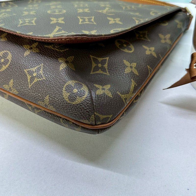 LV Musette斜背包-7