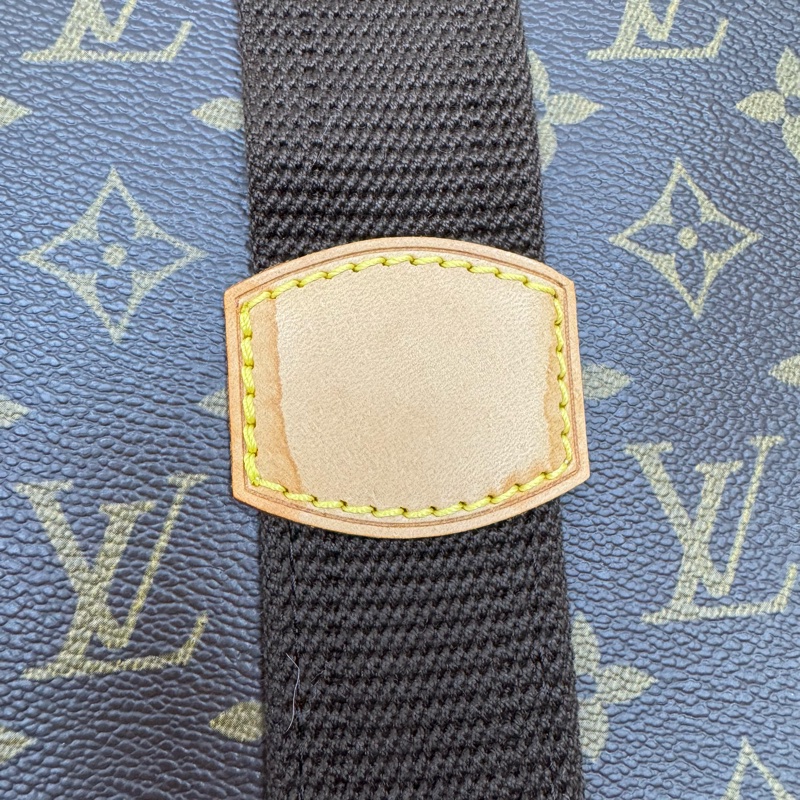 Louis Vuitton 路易威登 經典Satellite 軟式行李箱 70中古-14