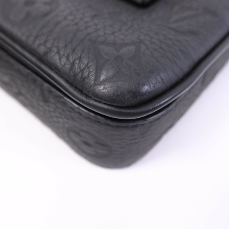 LOUIS VUITTON Monogram Taurillon S-Lock肩背袋-9