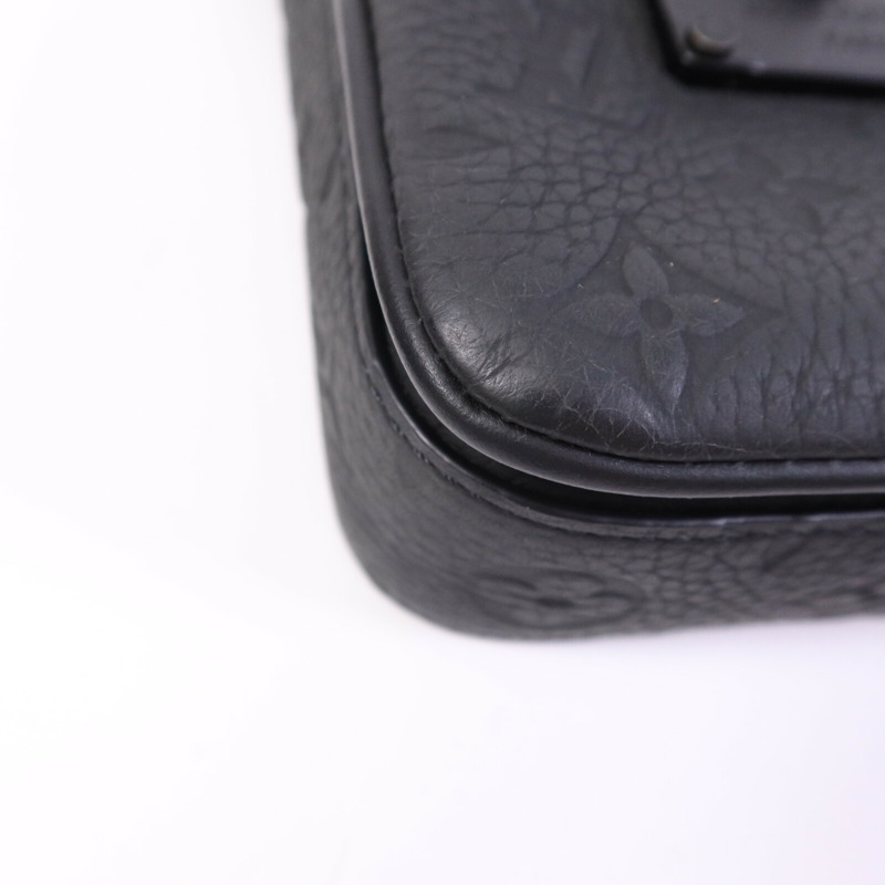 LOUIS VUITTON Monogram Taurillon S-Lock肩背袋-10