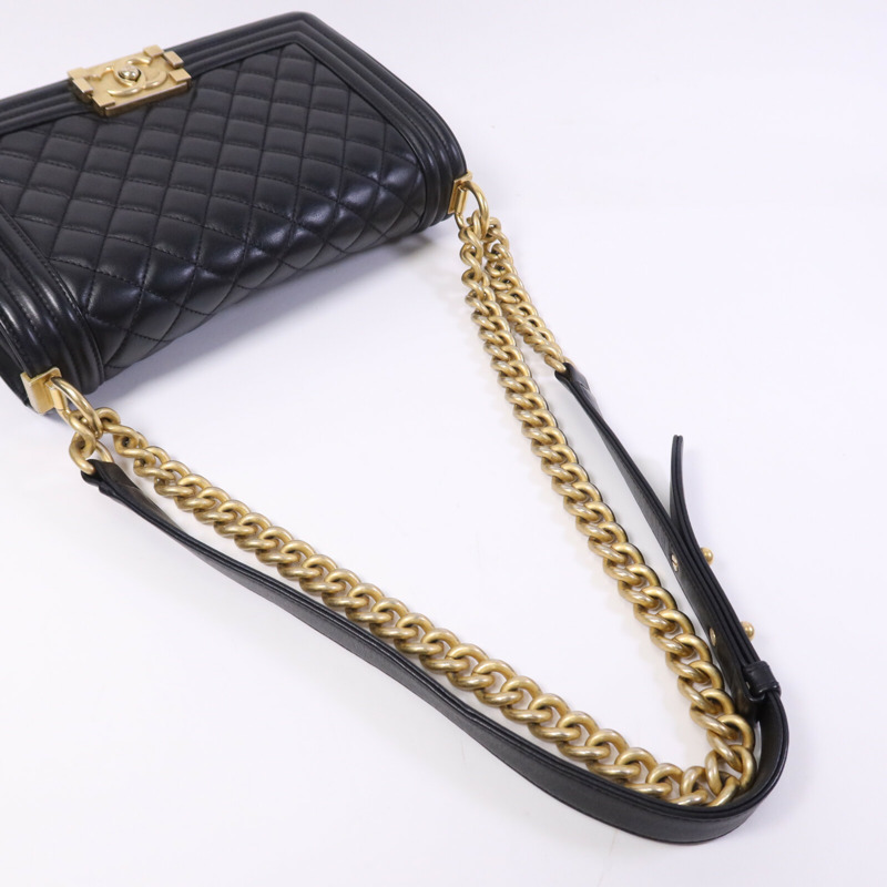 CHANEL 羊皮皮革Boy 25金扣鏈帶肩背袋-8