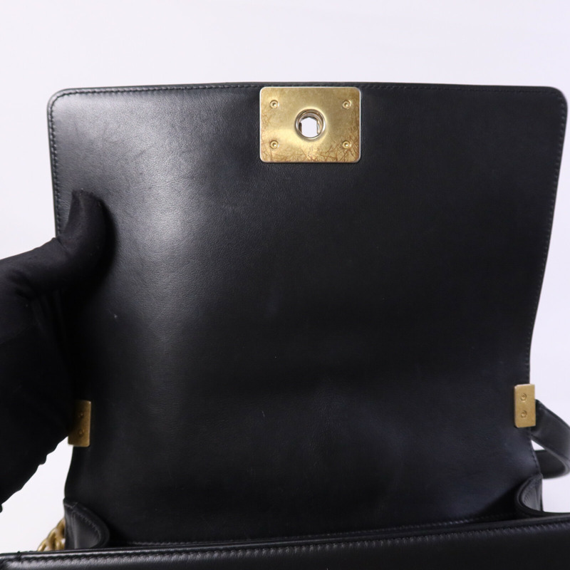 CHANEL 羊皮皮革Boy 25金扣鏈帶肩背袋-14