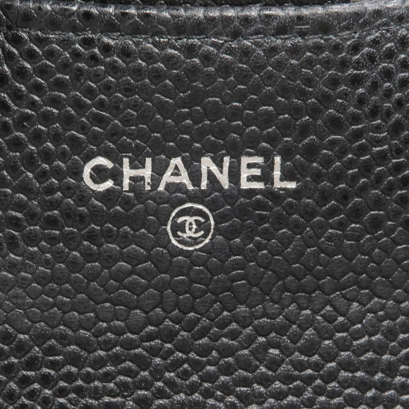 CHANEL 牛皮皮革Card Case銀扣卡片套-11