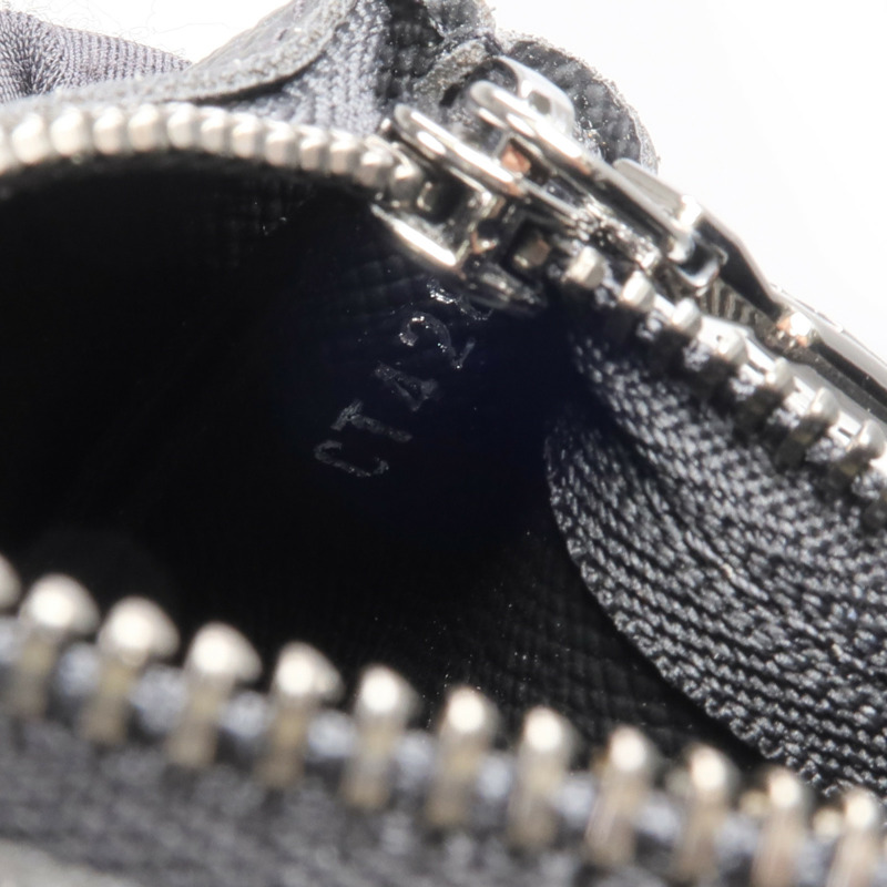 LOUIS VUITTON Monogram Eclipse Reverse Key Pouch銀扣零錢包-14