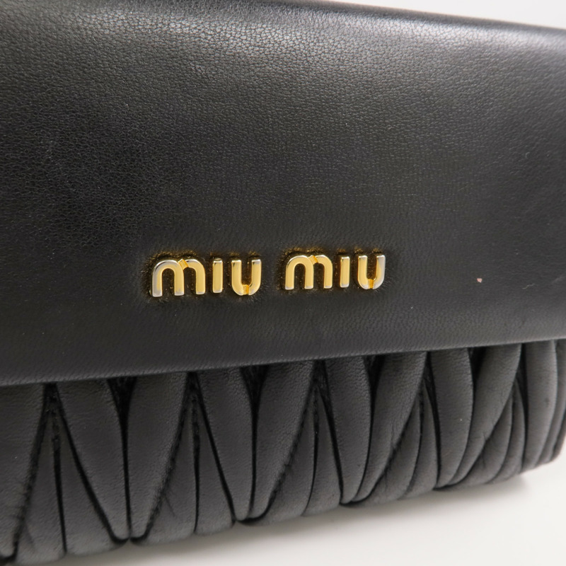 Miu Miu 羊皮皮革Fold Wallet金扣錢包-6