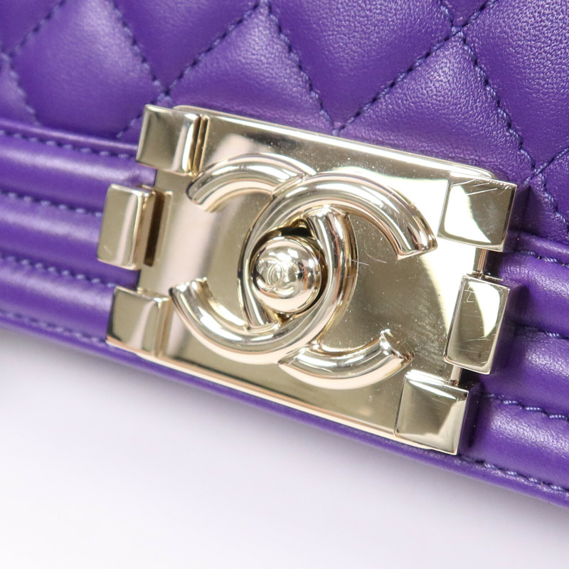 CHANEL 羊皮皮革Boy 20cm金扣鏈帶肩背袋-6