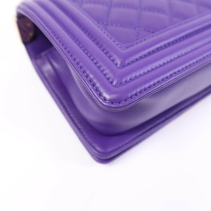 CHANEL 羊皮皮革Boy 20cm金扣鏈帶肩背袋-13