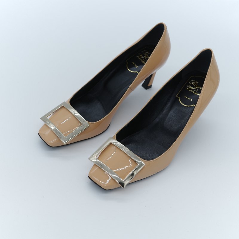 Roger Vivier 羅傑維維亞 Belle Vivier 米色漆皮 金屬方框飾扣 方頭方跟鞋 EU36-1