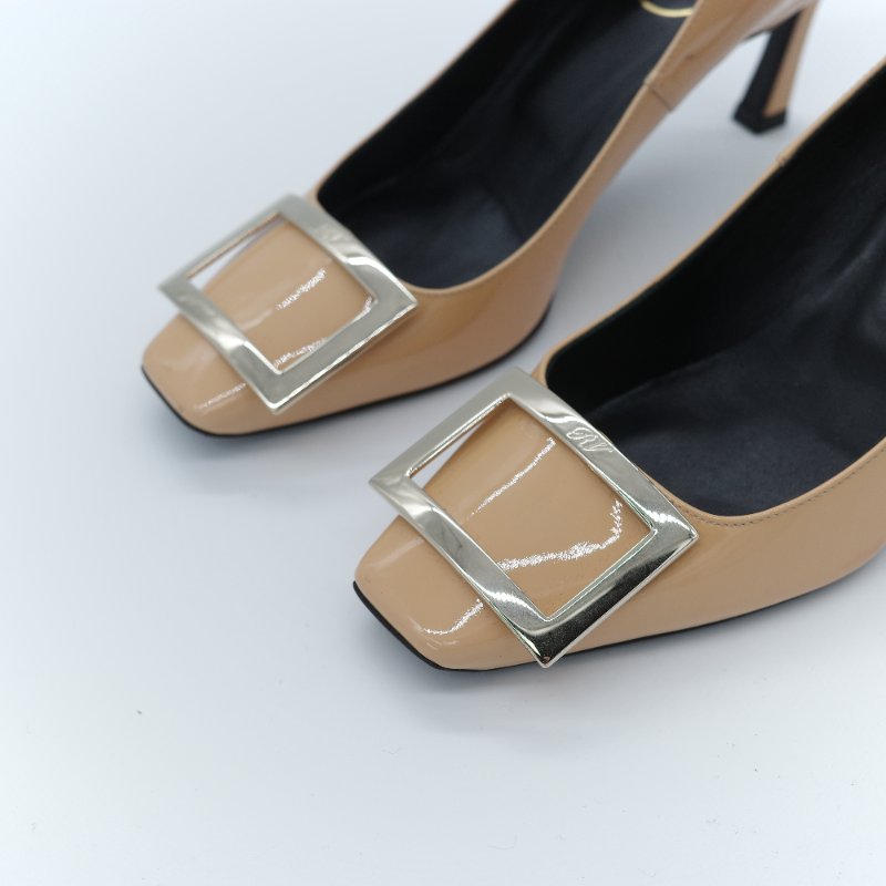 Roger Vivier 羅傑維維亞 Belle Vivier 米色漆皮 金屬方框飾扣 方頭方跟鞋 EU36-3