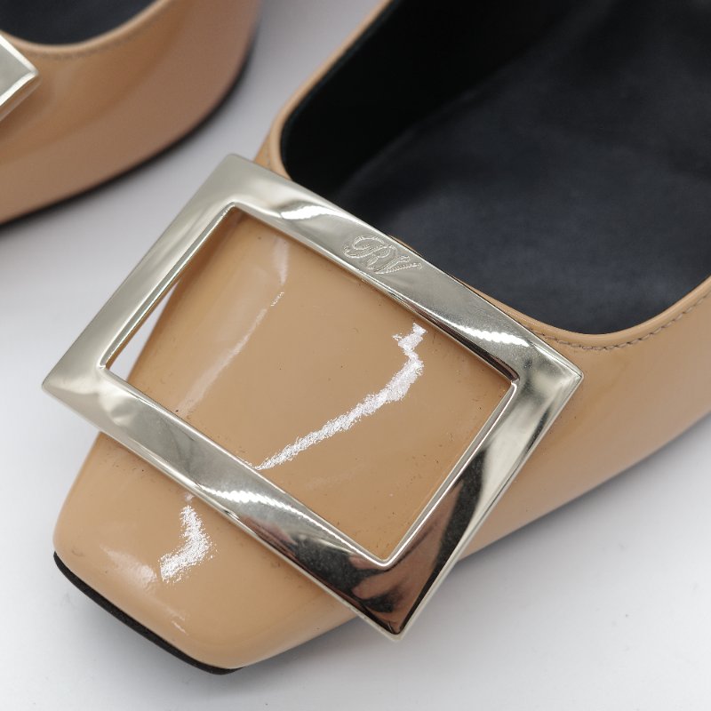 Roger Vivier 羅傑維維亞 Belle Vivier 米色漆皮 金屬方框飾扣 方頭方跟鞋 EU36-4