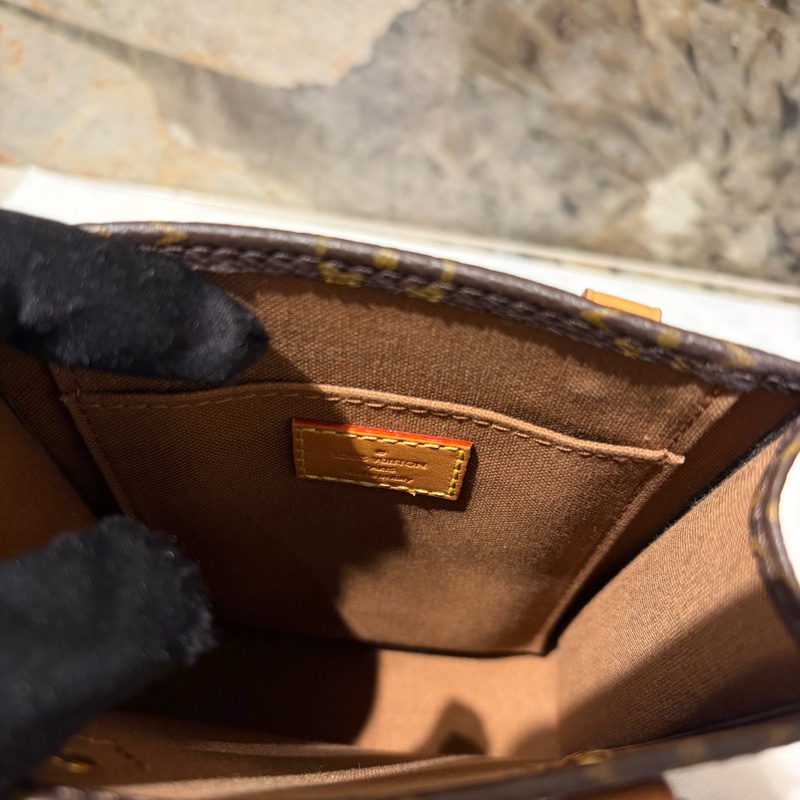 LOUIS VUITTON白x 紫邊TRAINER鞋-8