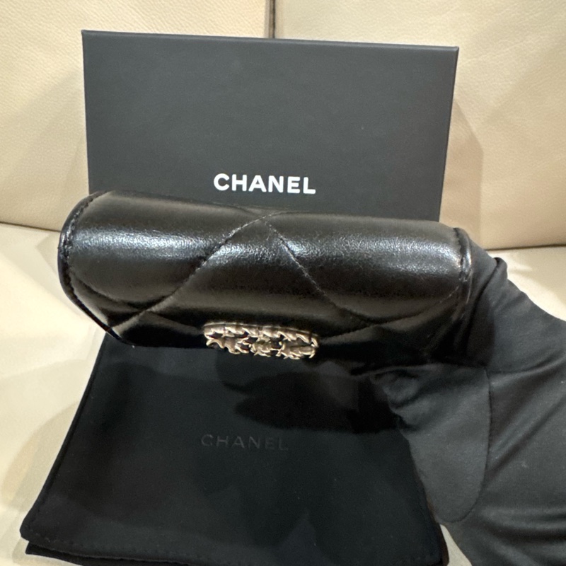Chanel 香奈兒 19 短夾/黑銀款/98新美品-3