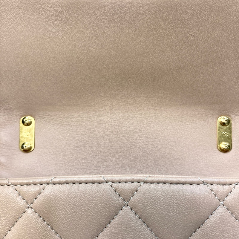 Chanel 香奈兒奶茶色小羊皮翻蓋肩背包金釦雙C 粗鍊條 經典菱格AS3213-23