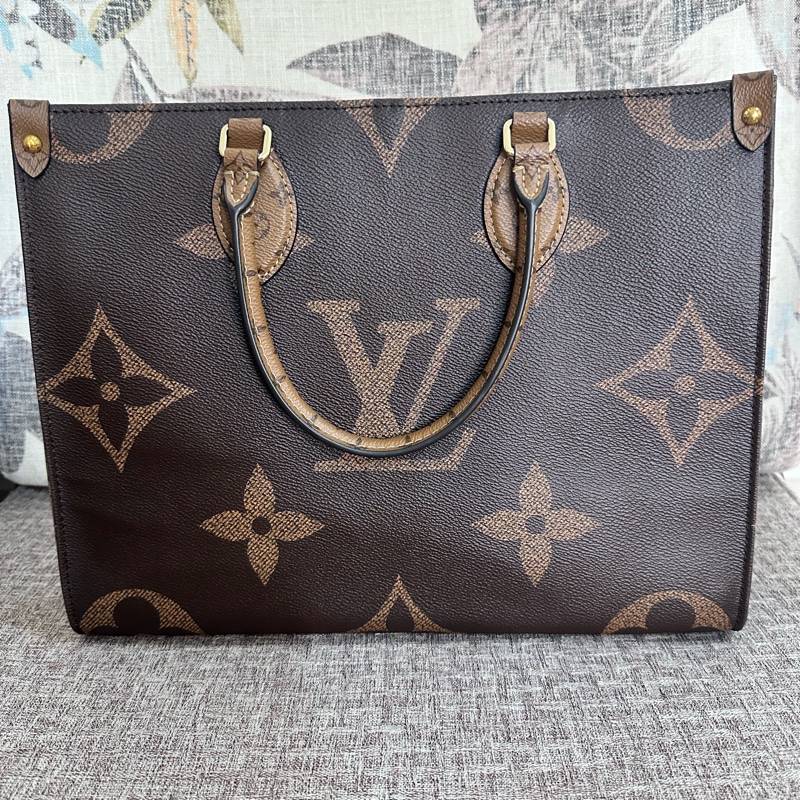 LV OnTheGo MM托特包-1