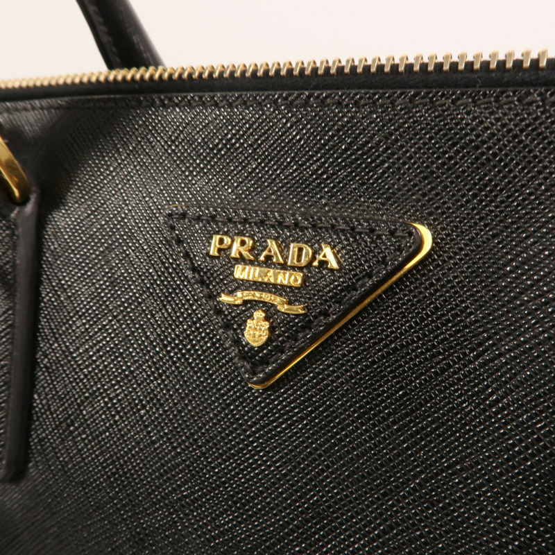 PRADA 牛皮皮革Saffiano Lux Tote Bag金扣手挽袋-14