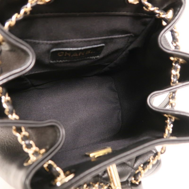 CHANEL 牛皮皮革Duma Backpack金扣背包-4