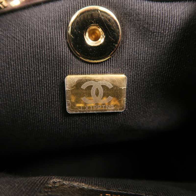 CHANEL 牛皮皮革Duma Backpack金扣背包-6