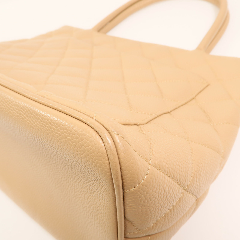 CHANEL 牛皮皮革Vintage Handbag金扣手挽袋-11