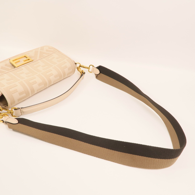 FENDI 牛皮皮革Baguette金扣手挽肩背兩用袋-7