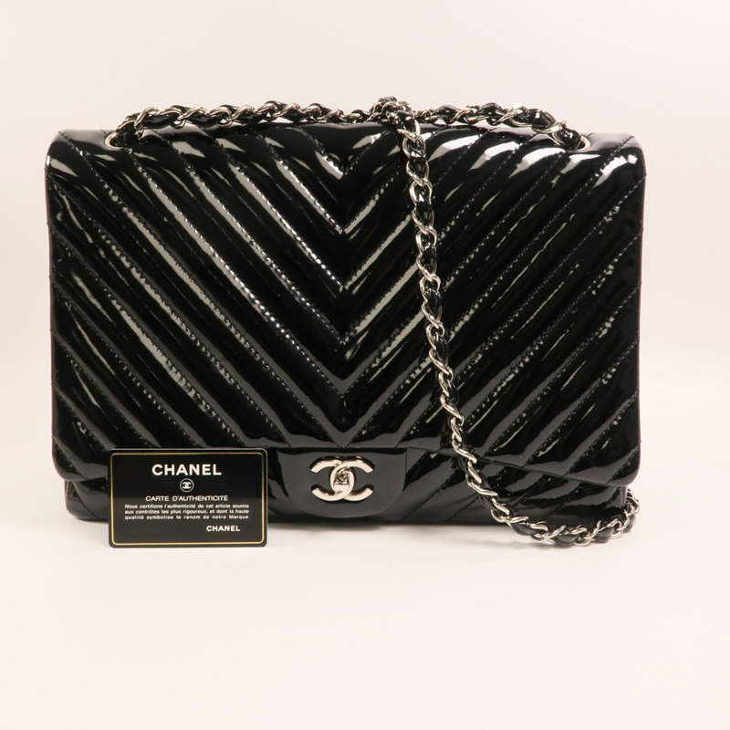 CHANEL 漆皮皮革Maxi Classic銀扣鏈帶肩背袋-8