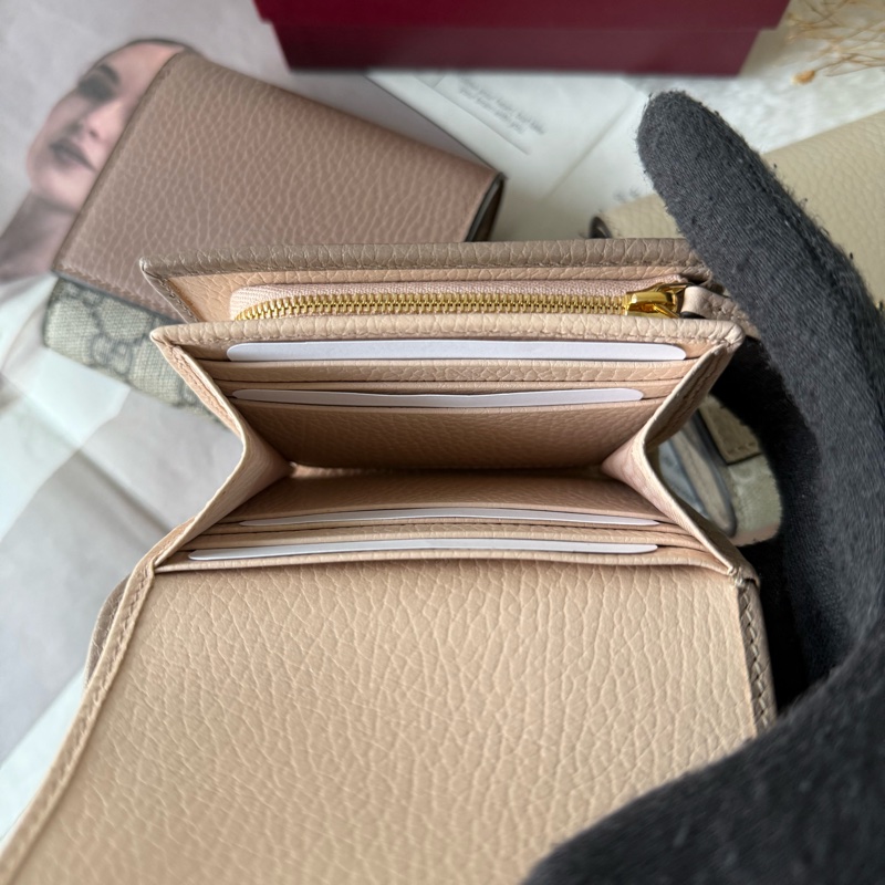 GG Marmont 皮革中型二折短夾(米灰/淺粉)-8