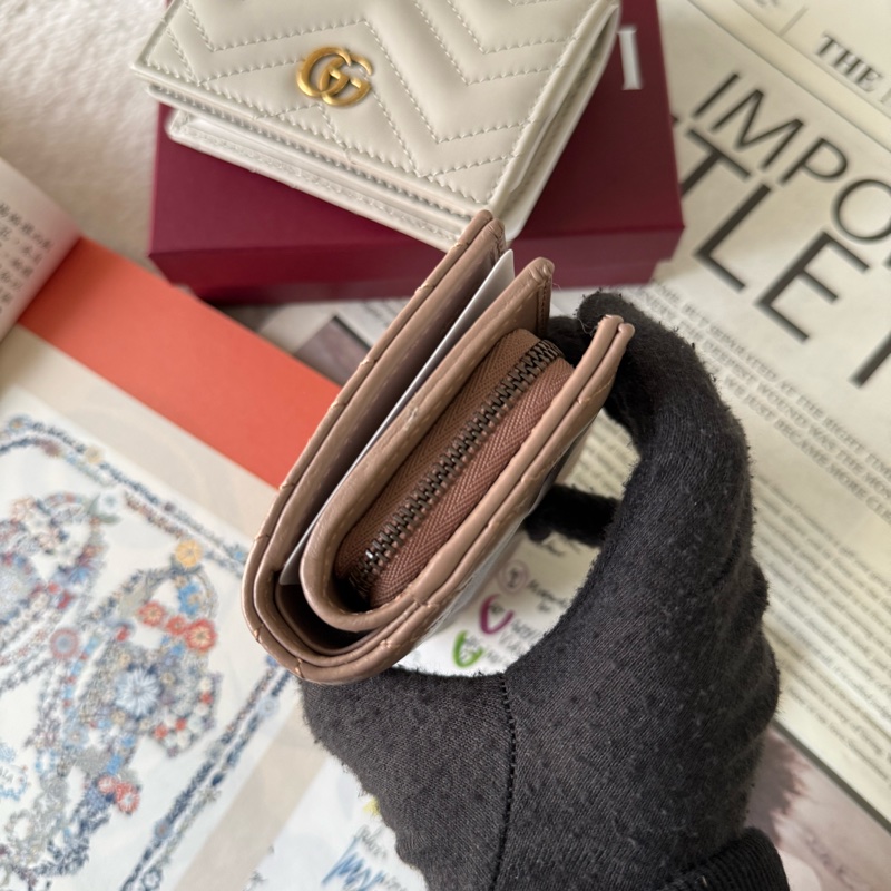 GG Marmont 金字釦式二折短夾(藕粉色)-4