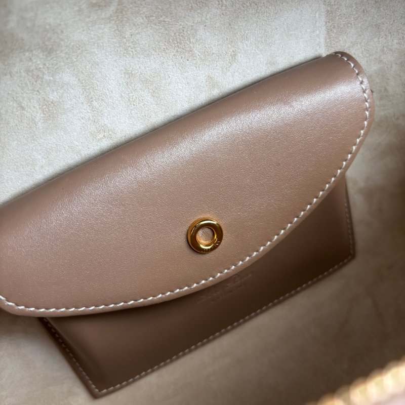 ::LORO PIANA:: EXTRA BAG L27 諾悠翩雅 卡其色風衣色光滑小牛皮 斜背包 肩背包-21