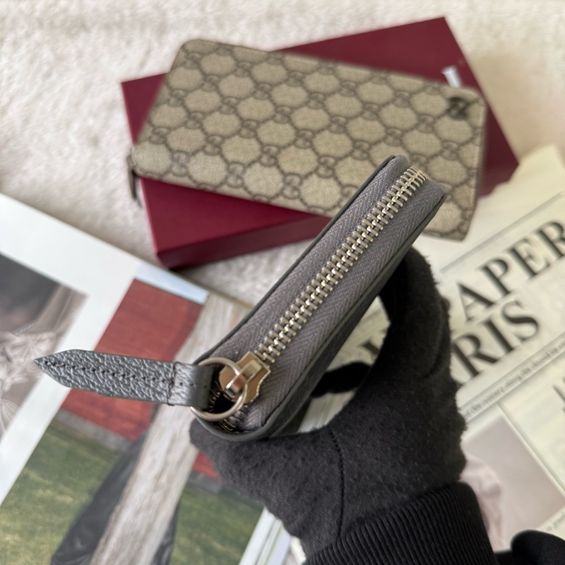 Logo GG Supreme 塗層帆布ㄇ形拉鍊全開長夾(黑灰色)-2