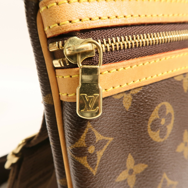 LOUIS VUITTON Monogram Pochette Bosphore金扣肩背袋棕色-15