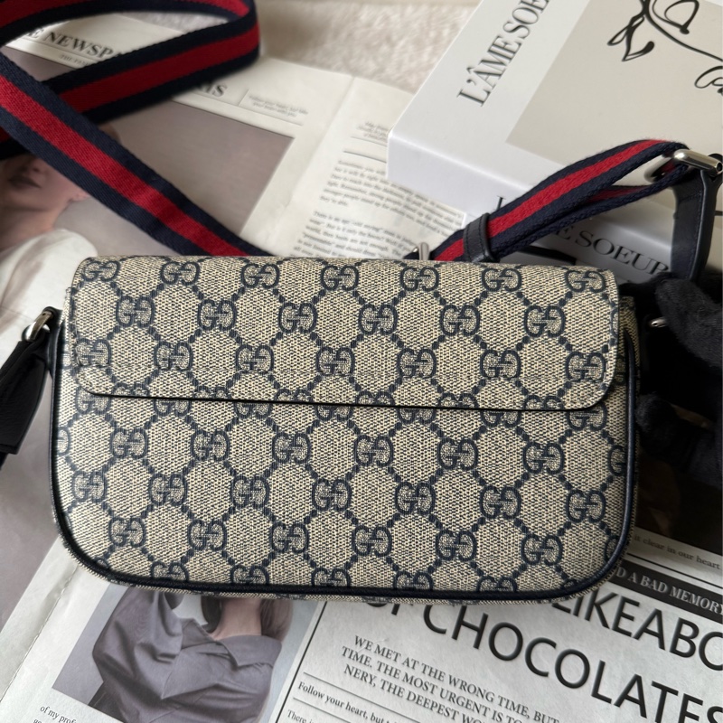 Ophidia 塗層帆布及藍紅織帶信封式迷你斜背包(米色/烏木色)-3