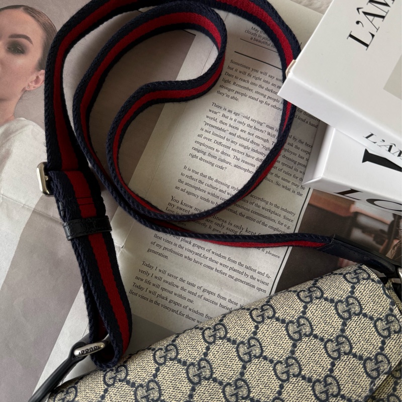 Ophidia 塗層帆布及藍紅織帶信封式迷你斜背包(米色/烏木色)-7