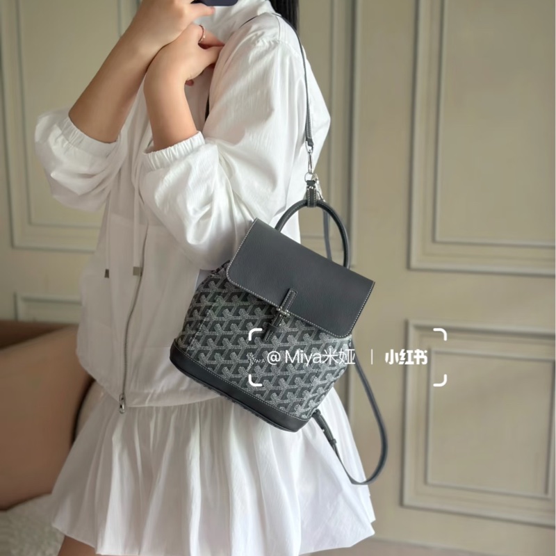 莉亞精品♡ Goyard 後背包灰 小號 九新美包-1