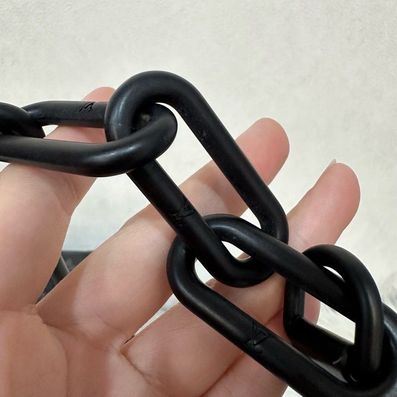 LV m44735 黑色老花黑釦mini soft trunk 軟盒子-29