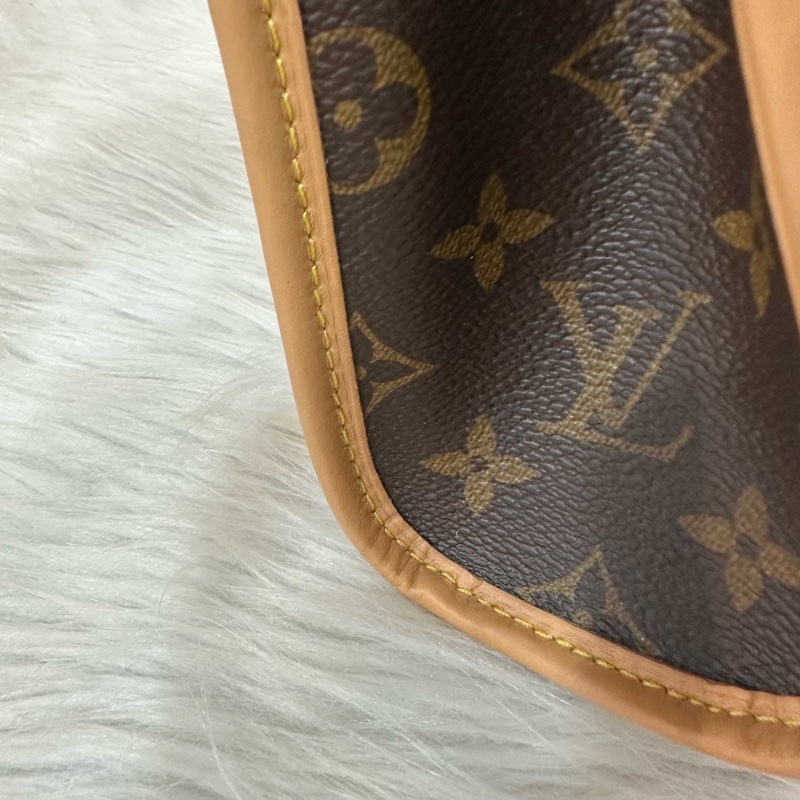 🔥必收款絕版品🔥 LV M44919原花金釦斜背包 兩用包IVY-11