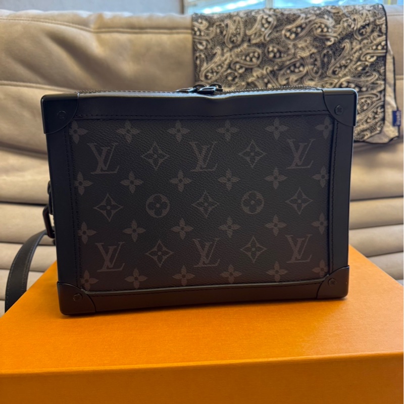 LV Soft Trunk 黑色 M44730-9