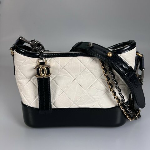 CHANEL 流浪包小號 白 保卡款 26開