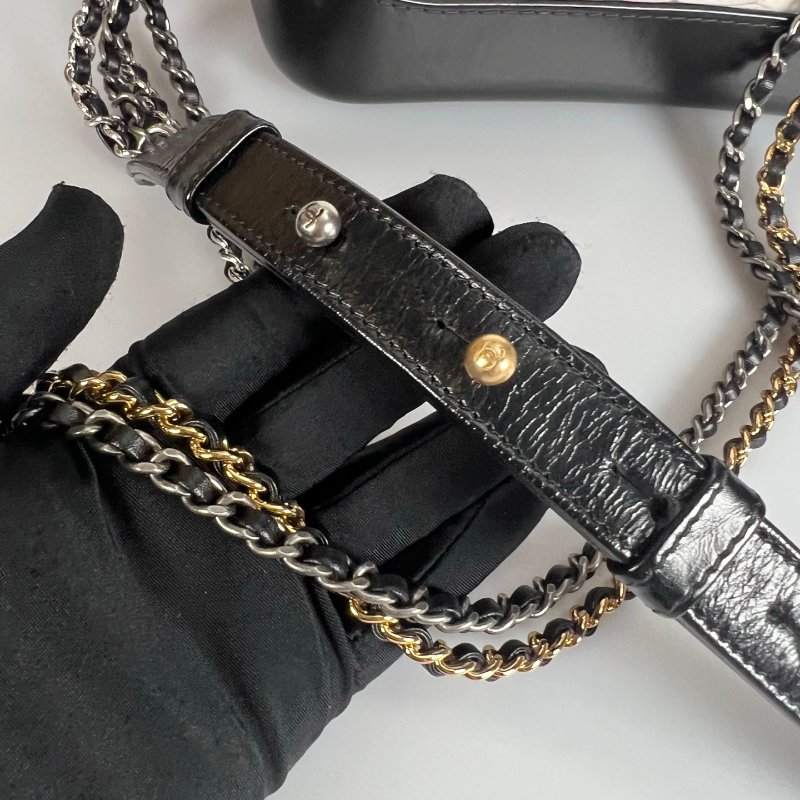 CHANEL 流浪包小號 白 保卡款 26開-6