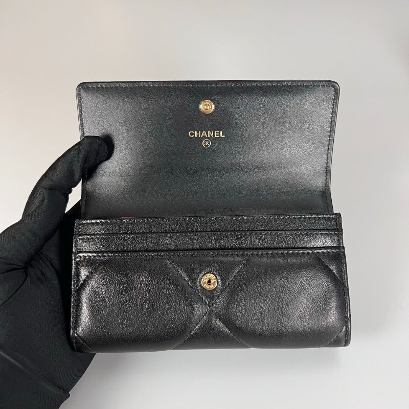 CHANEL 19掀蓋中夾 黑 29開-4