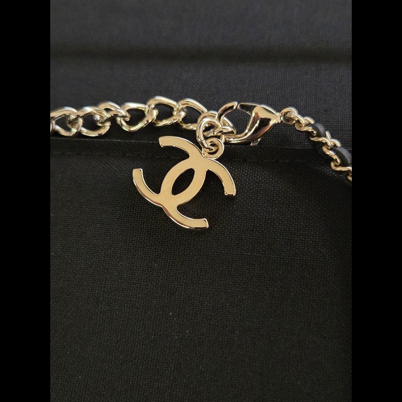 (近新閒置品)Chanel雙C logo皮穿鍊項鍊-5
