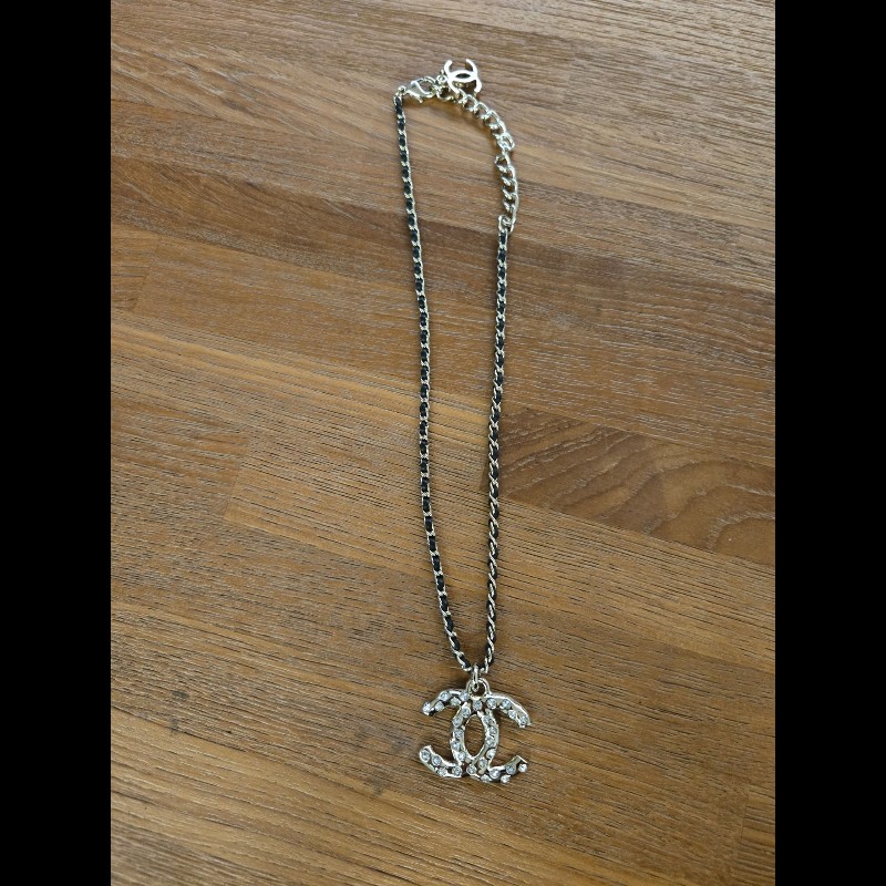 (近新閒置品)Chanel雙C logo皮穿鍊項鍊-8