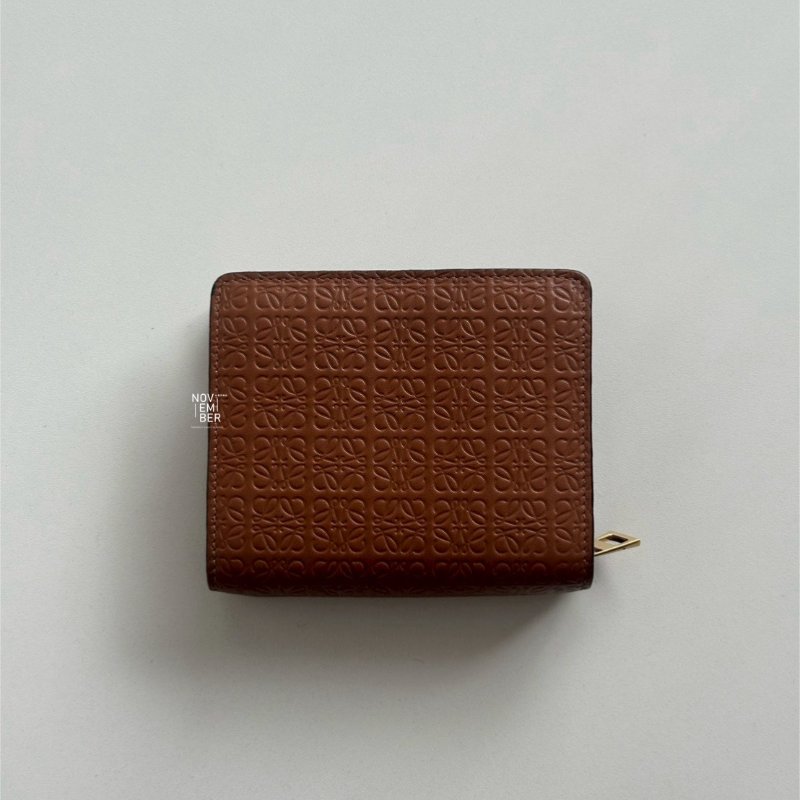 98新🤎 Loewe 羅意威 滿版Logo 短夾 金棕色-6