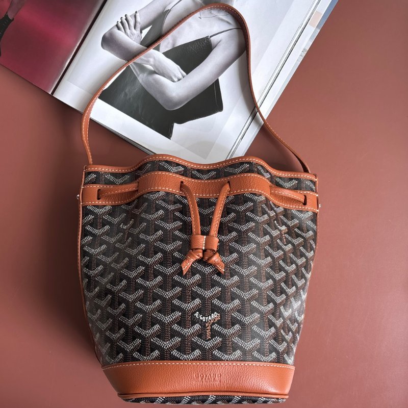 ::GOYARD:: Petit flot 棕色皮革邊 經典花紋 水桶包 肩背包 腋下包-0