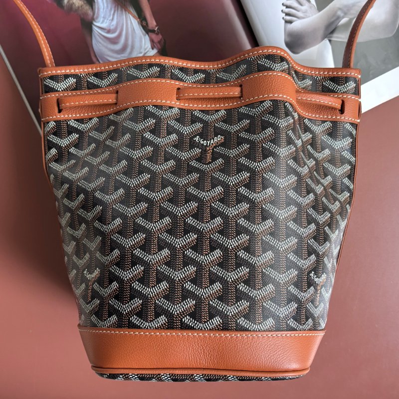 ::GOYARD:: Petit flot 棕色皮革邊 經典花紋 水桶包 肩背包 腋下包-3