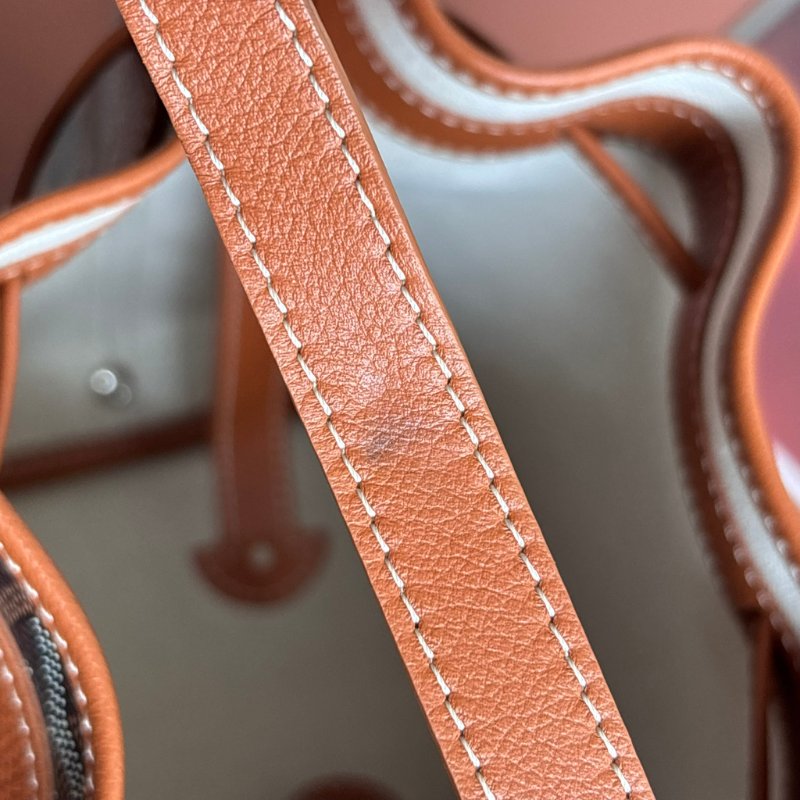 ::GOYARD:: Petit flot 棕色皮革邊 經典花紋 水桶包 肩背包 腋下包-14