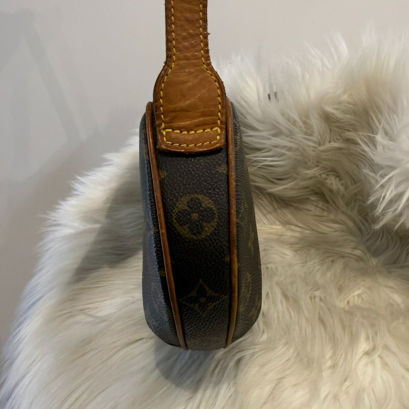 LV 老花碗豆包-3