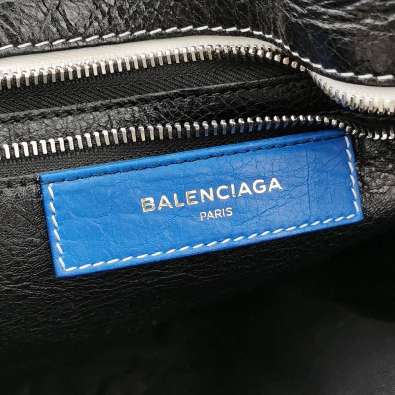 Balenciaga Bazar油蠟皮拼色logo小微標斜挎包-7