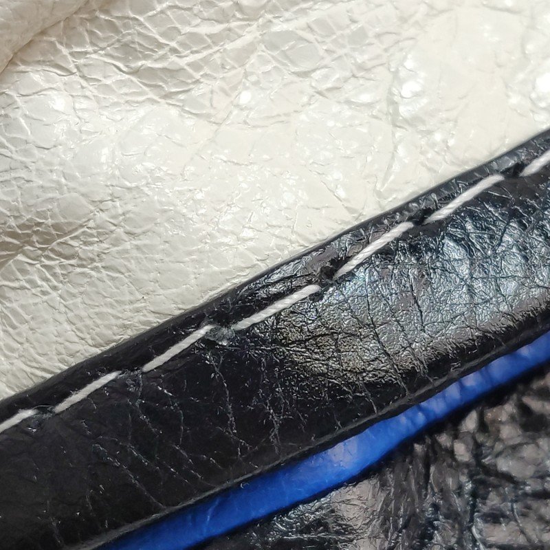 Balenciaga Bazar油蠟皮拼色logo小微標斜挎包-14