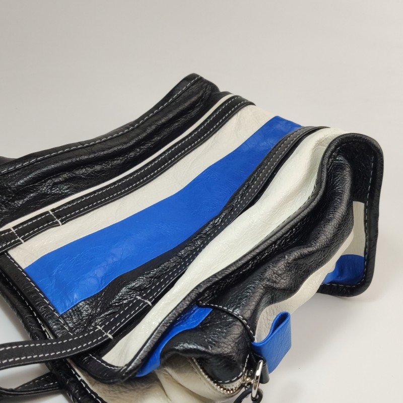 Balenciaga Bazar油蠟皮拼色logo小微標斜挎包-19