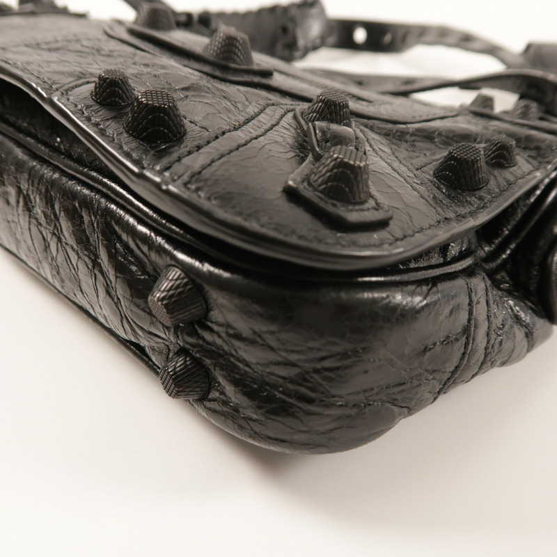 BALENCIAGA 羊皮皮革Le Cagole XS肩背袋-10