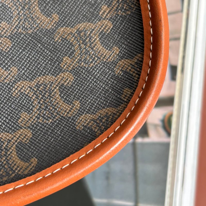 ::Celine:: Medium Folco Bag In Triomphe Canvas 棕褐色凱旋門老花帆布拼咖啡色小牛皮中型半圓肩背包-10